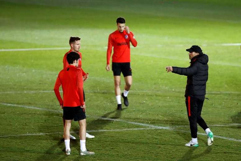 Simeone insiste: quer que tragam outro atacante