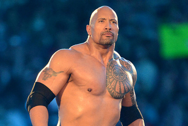 Quanto pesa Dwayne Johnson (The Rock)?