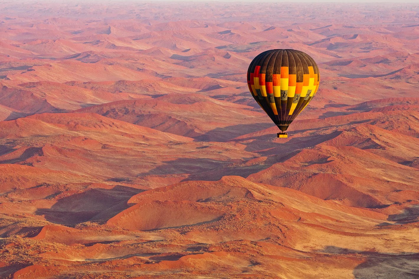 As 101 melhores experiências de viagem do mundo – Escala as dunas de areia de Sossusvlei, Namíbia