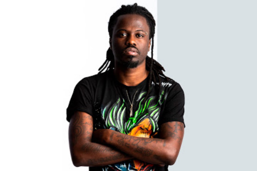 Prodígio atinge o 1º lugar das tendências no Youtube com video « Sozinho »