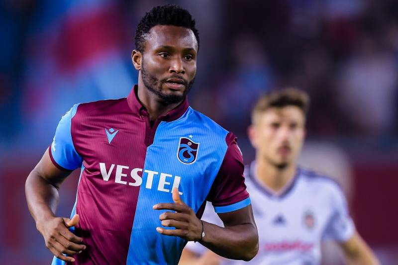 John Obi Mikel sobre Coronavirus: « Não me sinto confortável » a jogar futebol