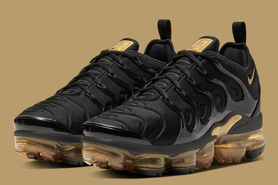 Nike expõe nova versão air vapormax plus