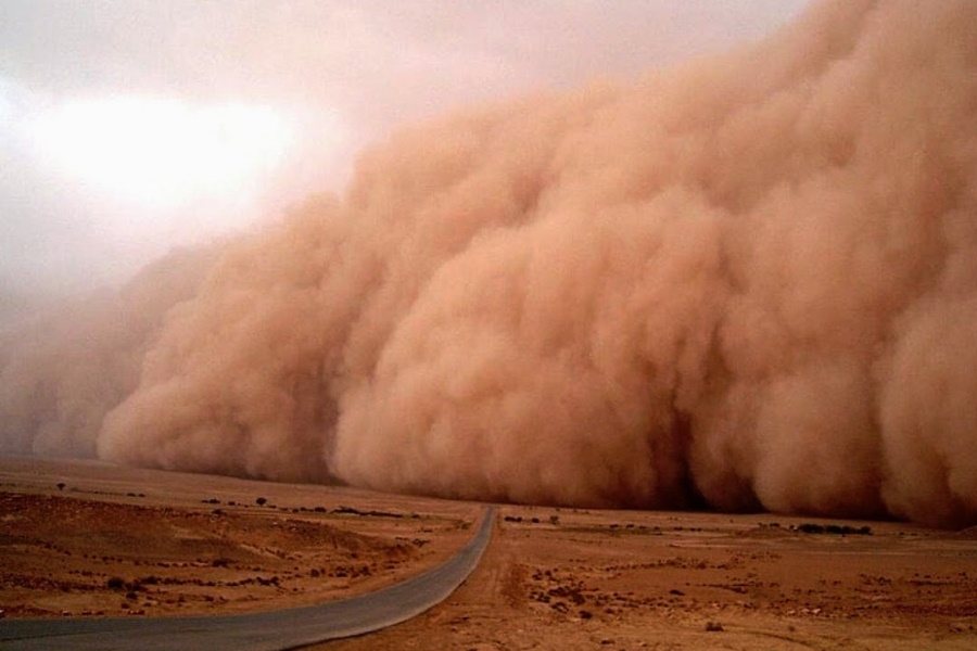 Terrível tempestade de areia colossal atinge o Níger