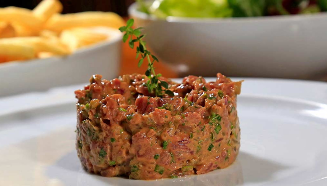 CONHEÇA O SEGREDO PARA FAZER O STEAK TARTARE PERFEITO