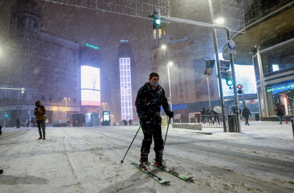 Espanha: maior nevão em décadas paralisa Madrid