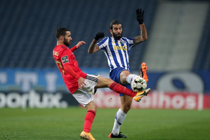 FC Porto e Benfica empatam no ‘clássico’ e continuam a quatro pontos da liderança