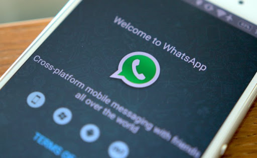 Um grupo de hackers criou uma versão falsa do WhatsApp para roubar dados de utilizadores de iPhone