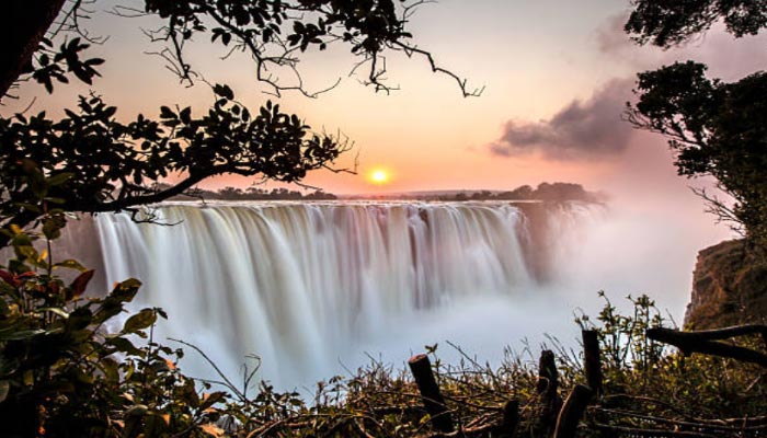 Cataratas Vitória: Viaje para uma das Sete Maravilhas do Mundo Natural