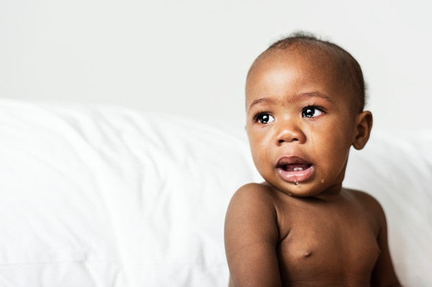 Bebé a chorar? conheça a causa através do tipo de choro