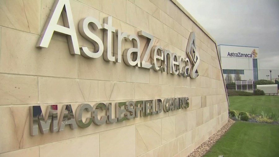 A lista de países que têm vindo a suspender a vacina da AstraZeneca já é longa