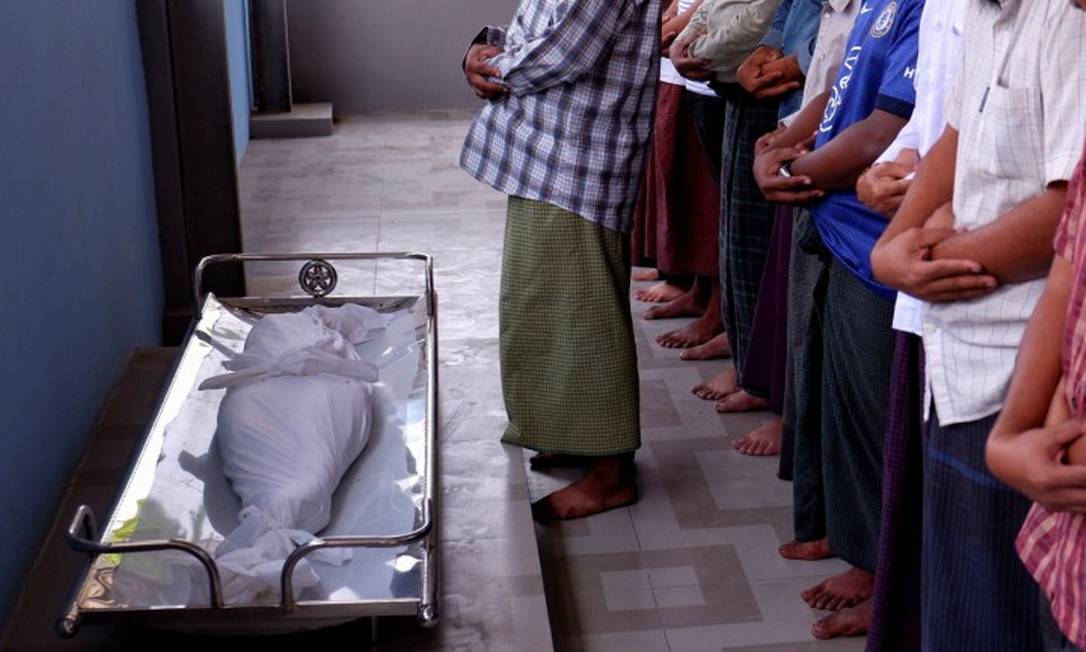 Criança baleada enquanto em Myanmar