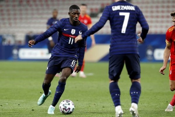 Euro2020: Dembélé submetido a exames a lesão num joelho