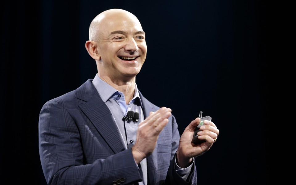 Tech: Mais de 41 mil pessoas assinaram petição para que Jeff Bezos não volte à Terra