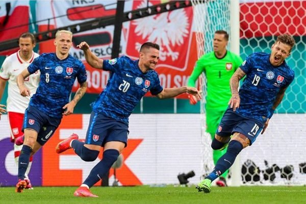 Euro 2020: A Polónia perdeu frente à Eslováquia