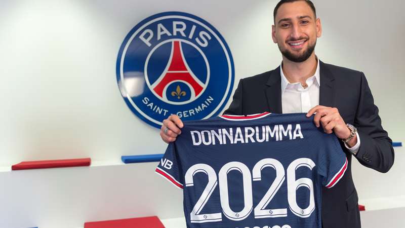 Gianluigi Donnarumma é oficialmente um jogador do PSG