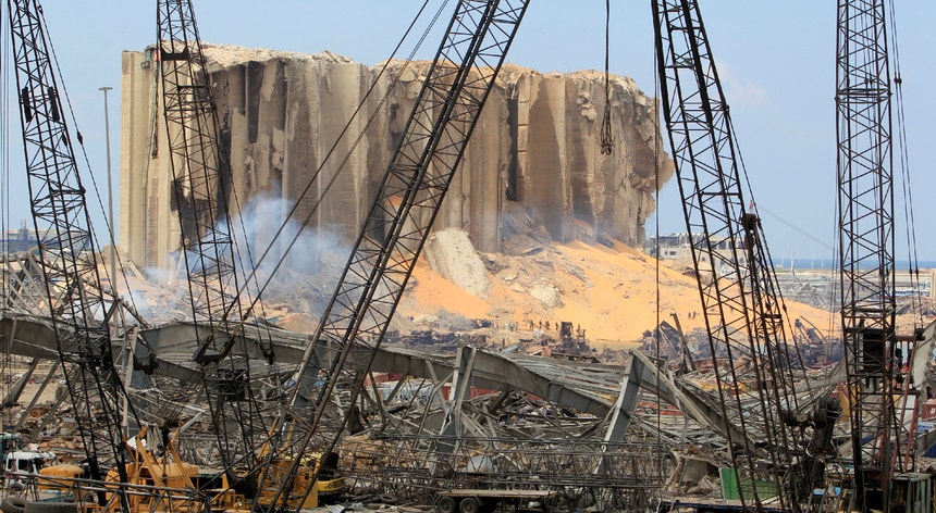 Médio Oriente: Um ano depois da explosão, Líbano continua sem governo nem esperança