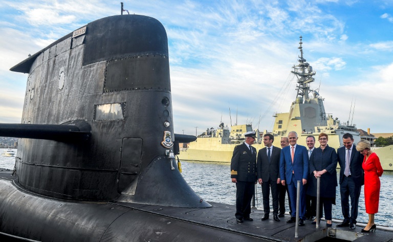 Mundo: Crise diplomática entre Washington, Camberra e Paris após o cancelamento do contrato de submarino francês