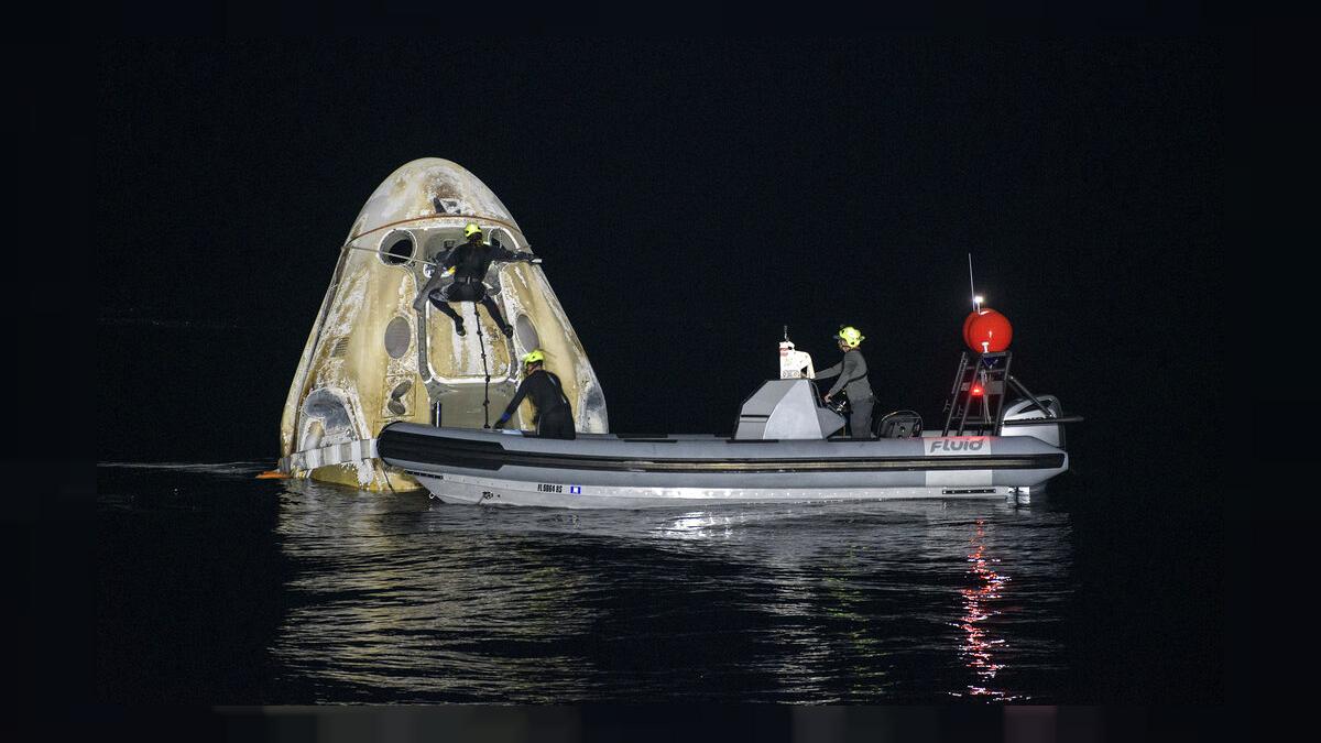 Mundo: Quatro astronautas regressam à Terra após seis meses no espaço