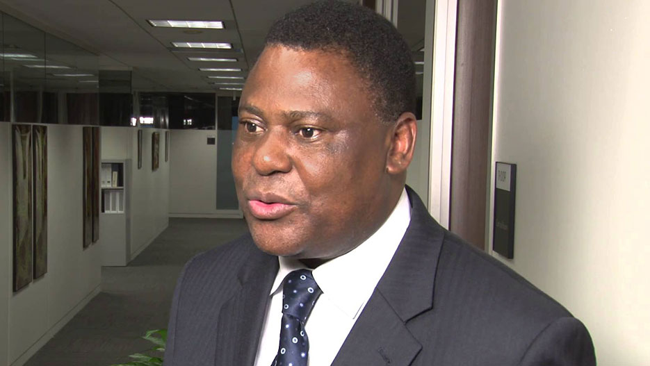 Moçambique: Antigo governador do banco central admite que contratos tinham « irregularidade »