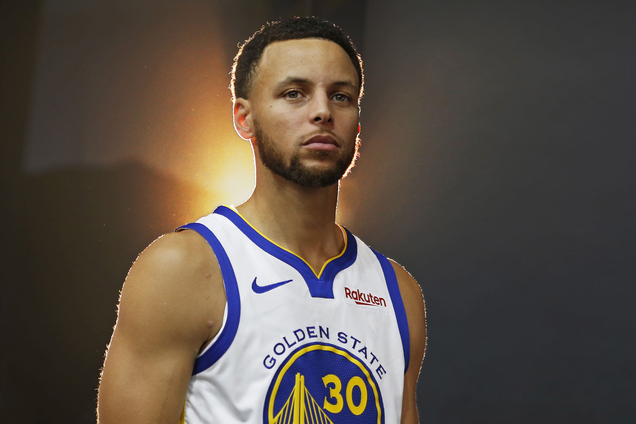 NBA: É oficial, Steph Curry é o maior atirador da história da NBA