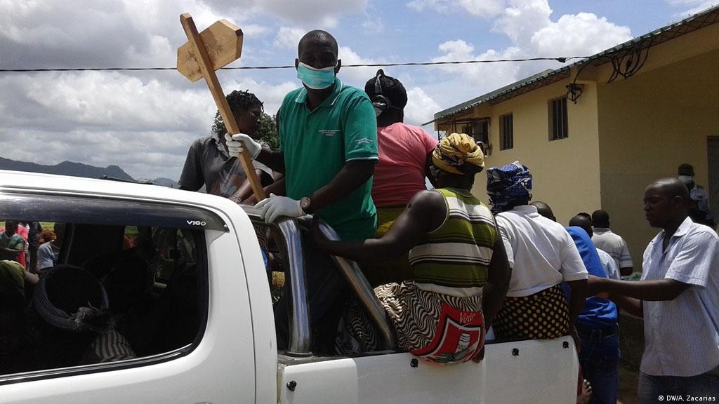 Moçambique: ONG expõe falsificação de testes negativos à Covid-19 em hospital público de Moçambique