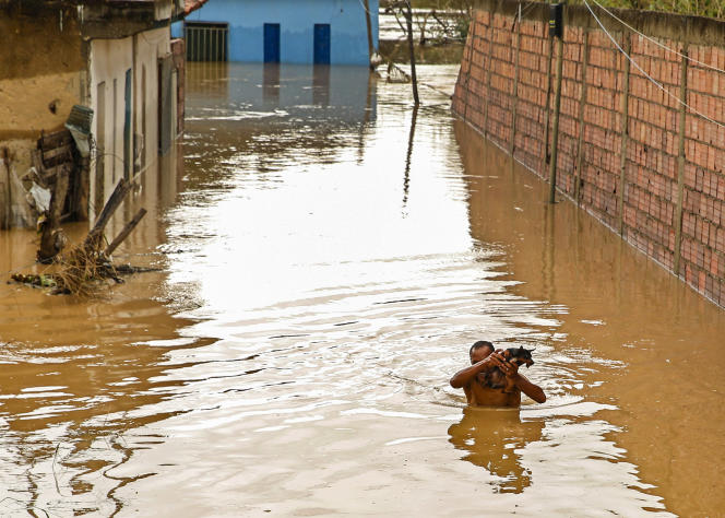Brasil: O número de mortos por inundação aumenta para 20 pessoas é 63.000 deslocados