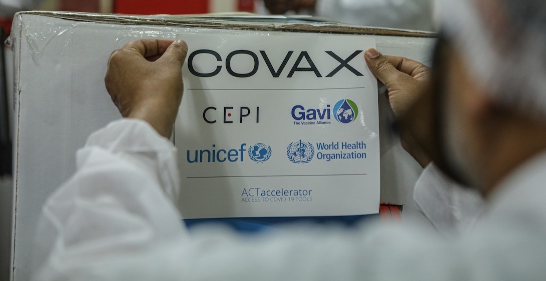 Moçambique recebe 720 mil doses de vacina do mecanismo Covax
