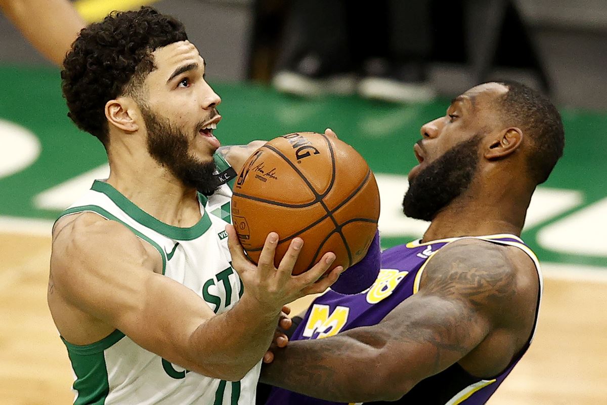 NBA: LeBron e Westbrook marcaram 54 pontos para a série anual Lakers-Celtics