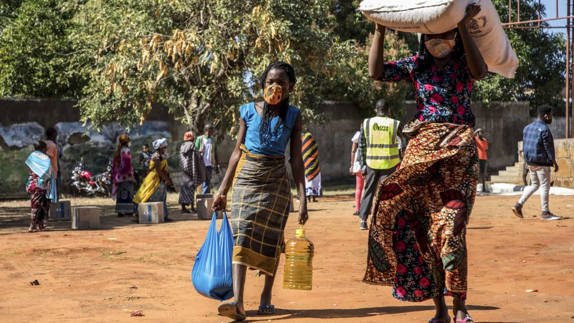 Moçambique: Queixas de abusos sexuais contra líderes comunitários envolvidos na assistência alimentar do Programa Alimentar Mundial