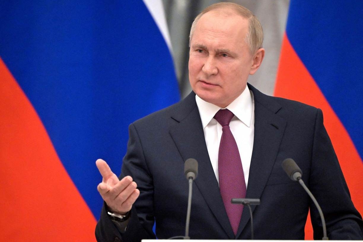 RÚSSIA: Vladimir Putin quer « purificar » a sociedade russa