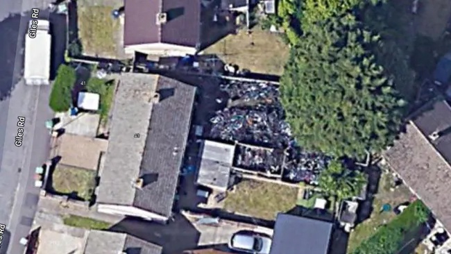 insólito: Ele tem tantas bicicletas roubadas no seu jardim que se pode vê-las no Google Earth
