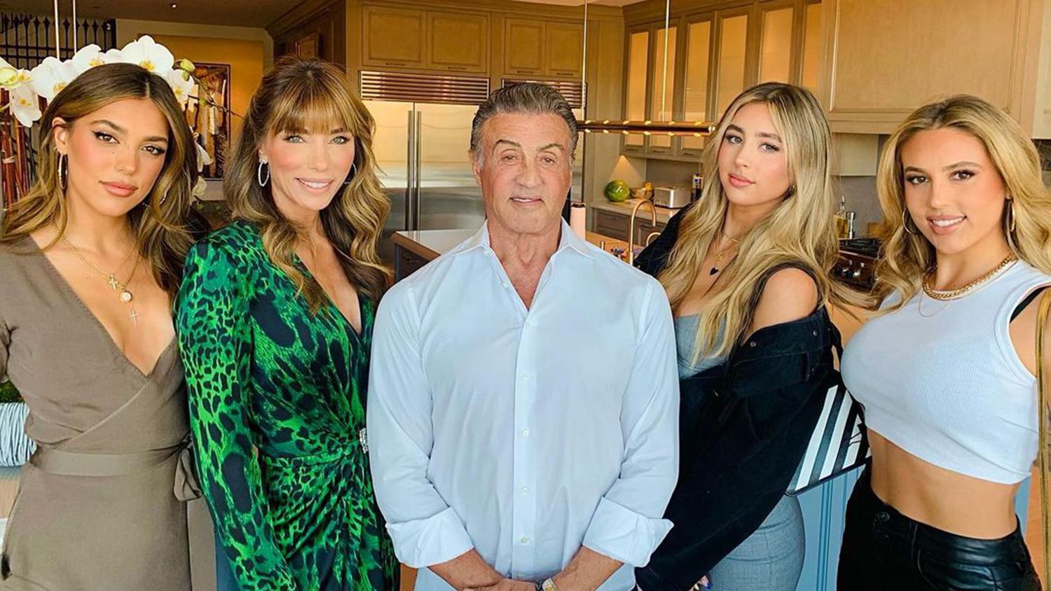 Celebridades: A mulher de Sylvester Stallone apresenta queixa de divórcio… e faz acusações