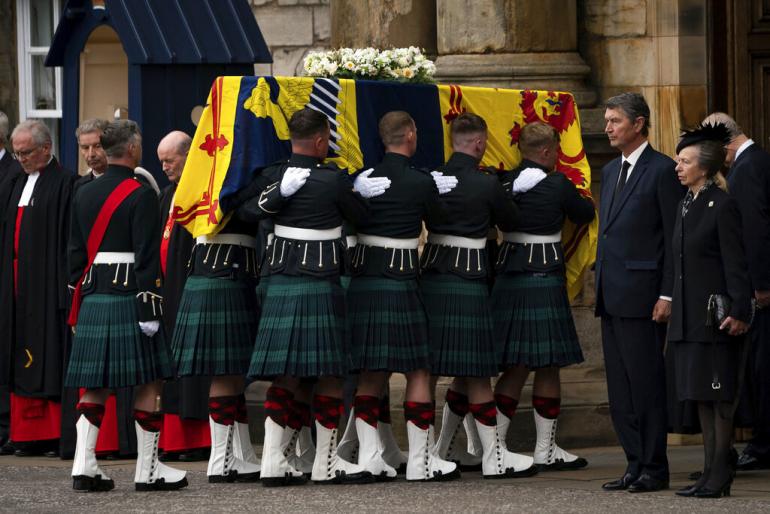 Morte de Elizabeth II: O que acontece na Segunda-Feira?