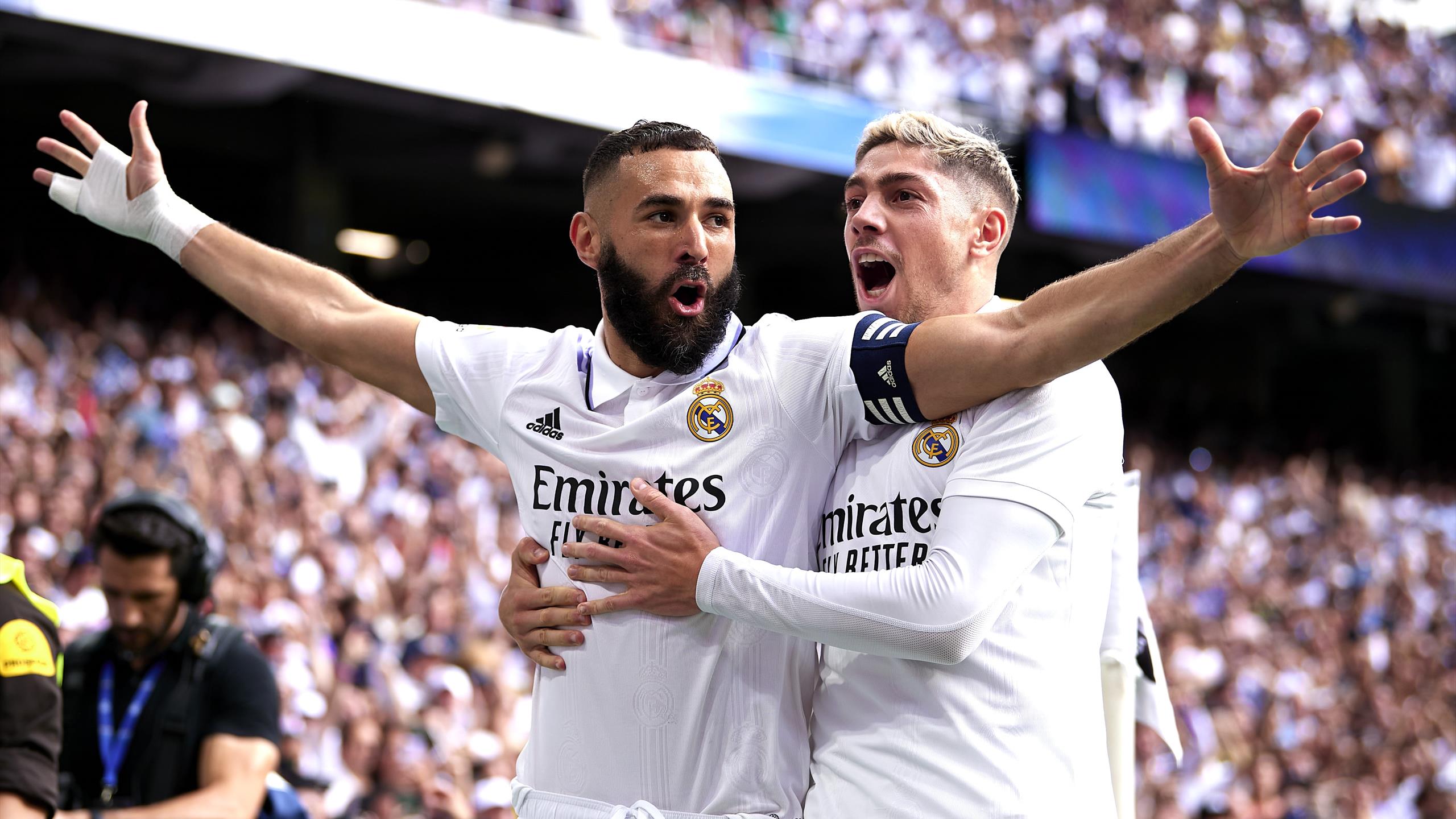 CLASICO: O REAL DE MADRID VENCE O BARCA GRAÇAS AO KARIM BENZEMA (3-1) E ASSUME A LIDERANÇA DA LIGA