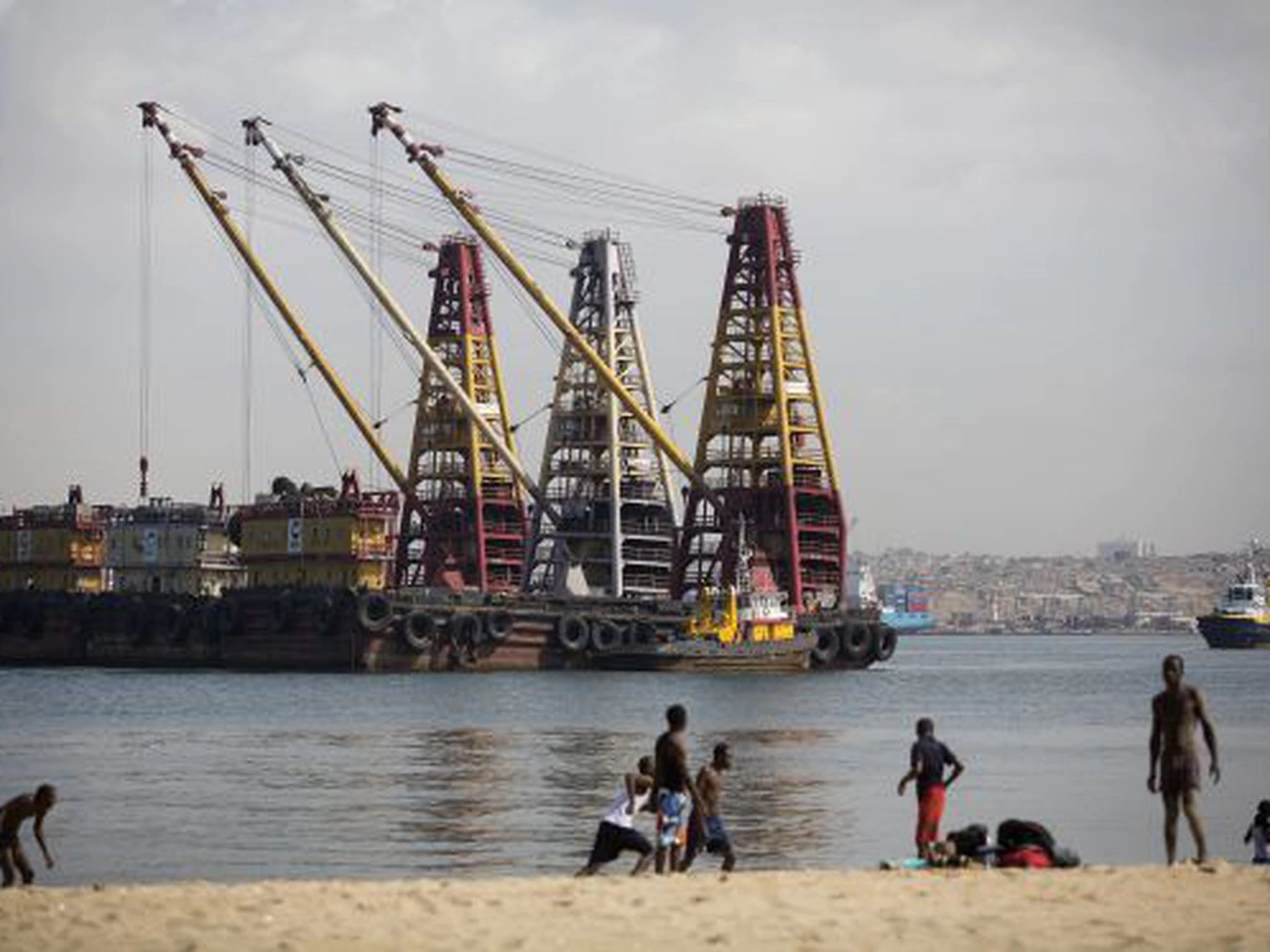 África / Negócios: Angola ousa olhar para além do petróleo