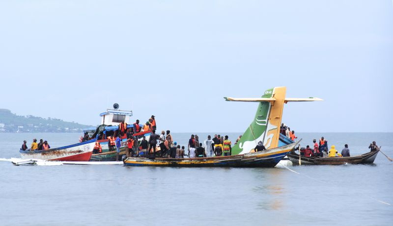 África/Tanzânia: 19 mortos após a queda de um avião no Lago Vitória