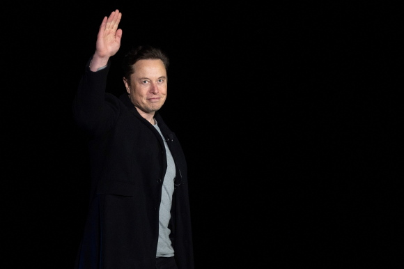 EUA/Tech: Elon Musk instado a ‘sacudir’ o Twitter com despedimentos em massa