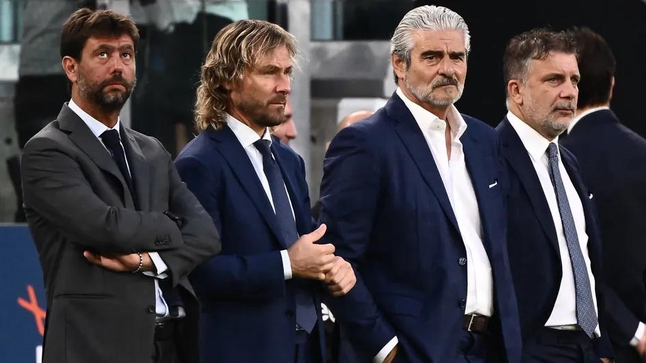 Futebol: Juventus penalizada por 15 pontos por transferências fraudulentas