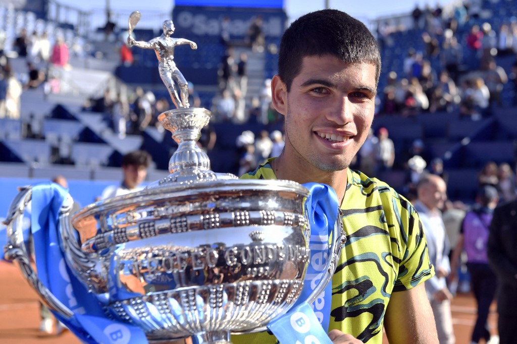 Ténis: Carlos Alcaraz continua a impressionar