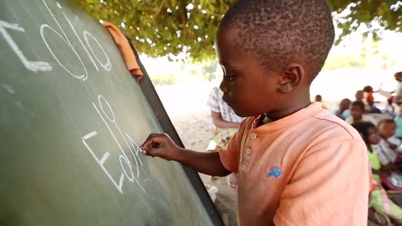 Moçambique:  Mais de 300 professores na Zambézia sem salários há cinco meses