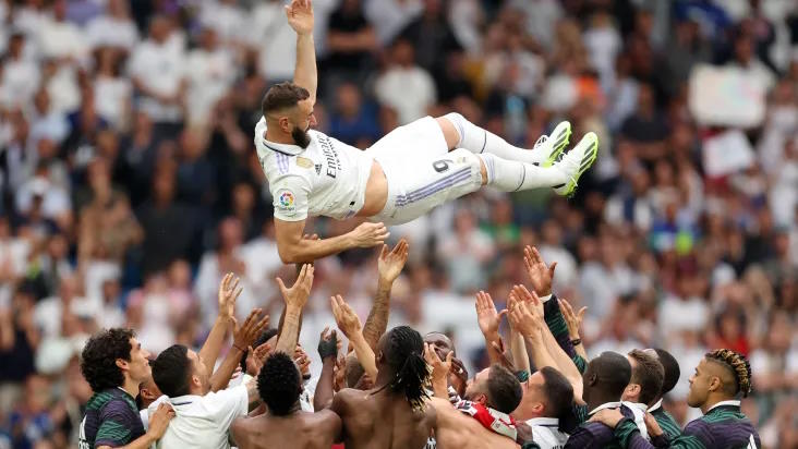 Futebol/Real Madrid: Karim Benzema despede-se oficialmente do Real Madrid