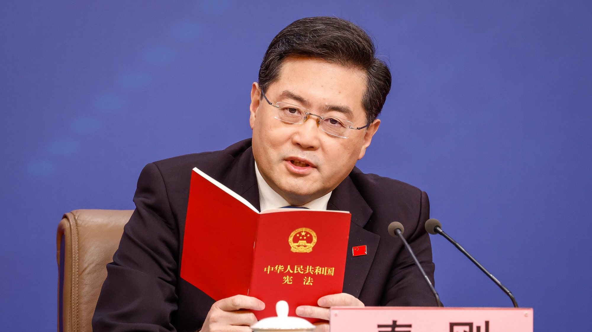 China anuncia demissão de ministro desaparecido (mas não diz onde está)