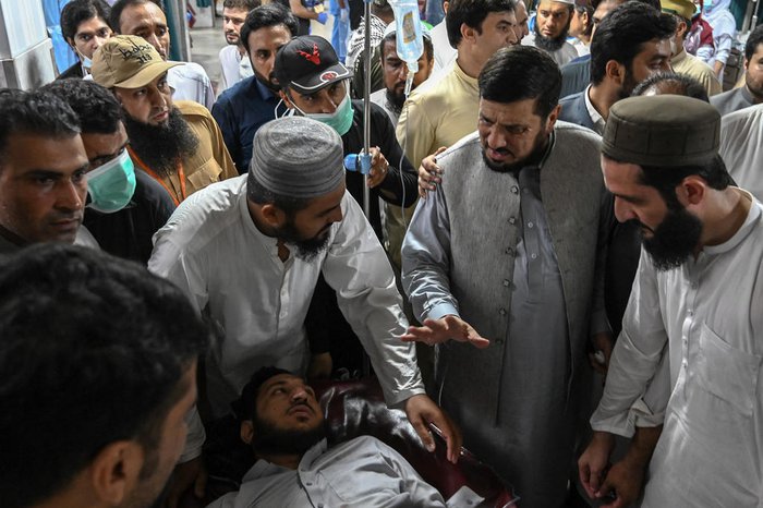 Paquistão: atentado suicida num comício mata pelo menos 44 pessoas