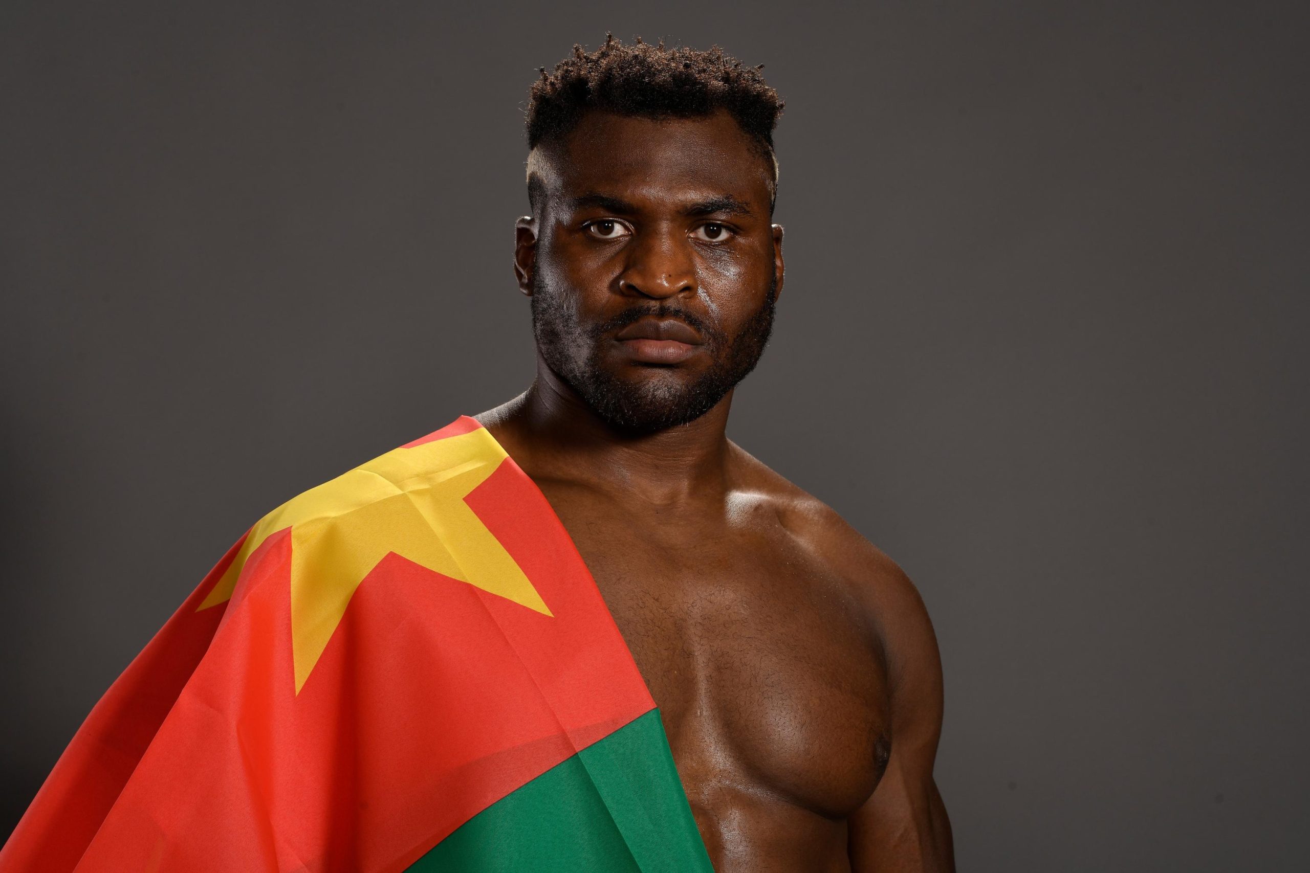 Fury vs Ngannou: Camaronês recebe surpreendente pedido de desculpas da UFC « Desculpa Francis… »