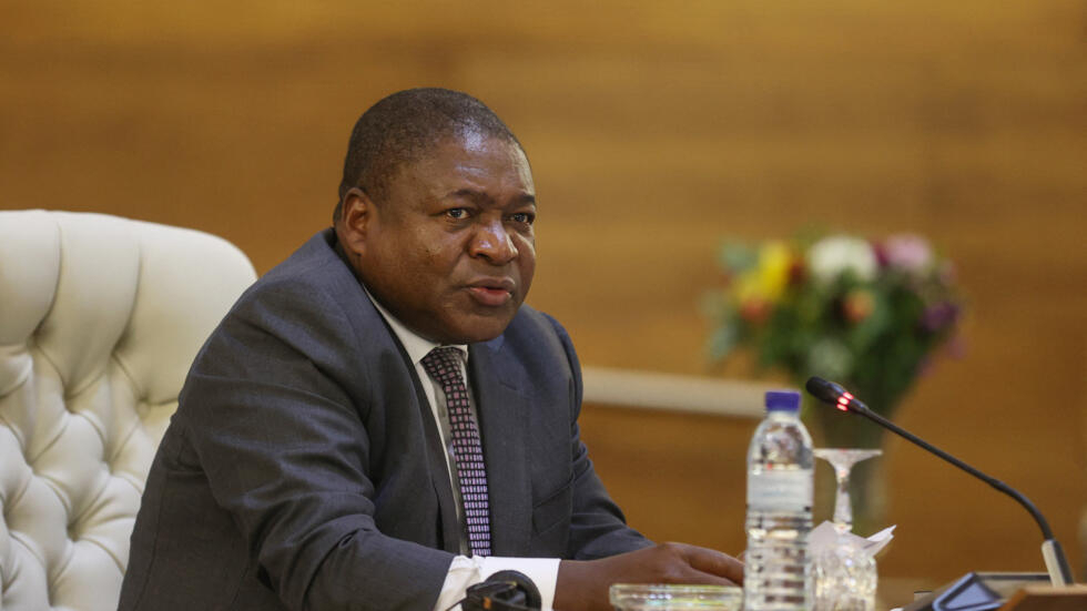 Moçambique: Nyusi e secretário de Defesa dos EUA discutem situação de Cabo Delgado