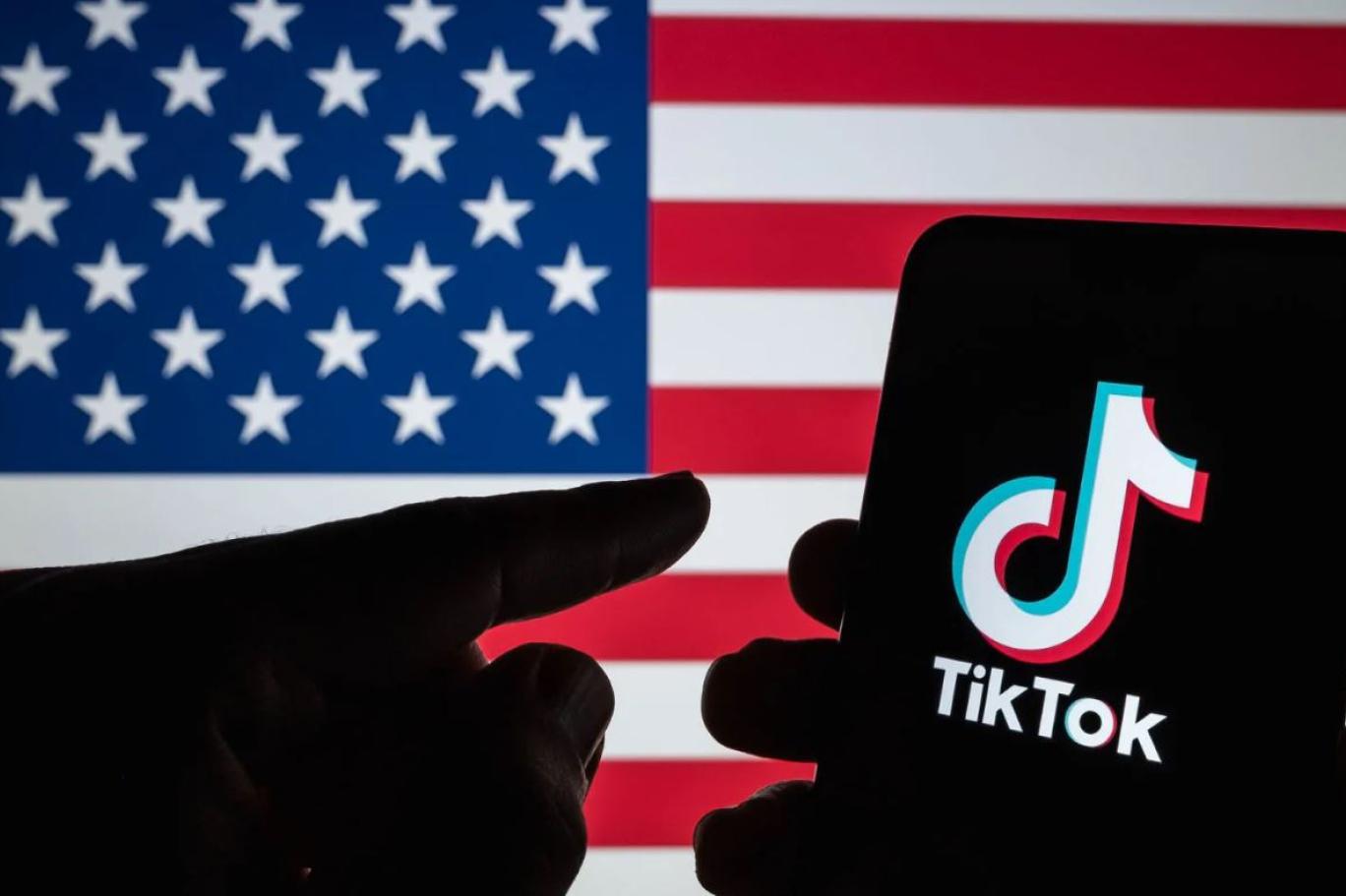 EUA: Nova Iorque baniu TikTok em telemóveis do governo local