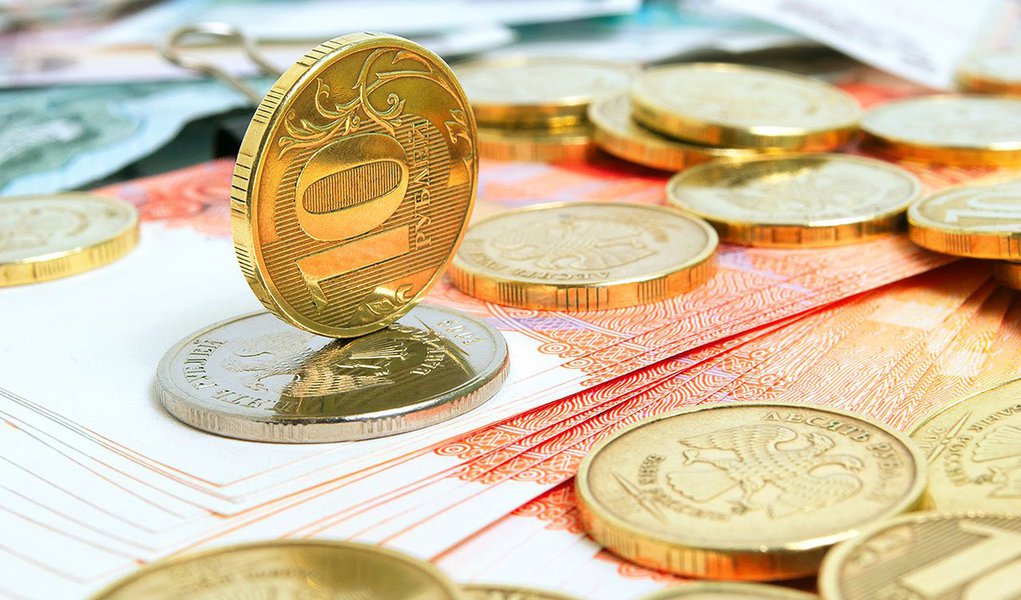 Economia: Moeda comum dos Brics, o fim do rei dólar?