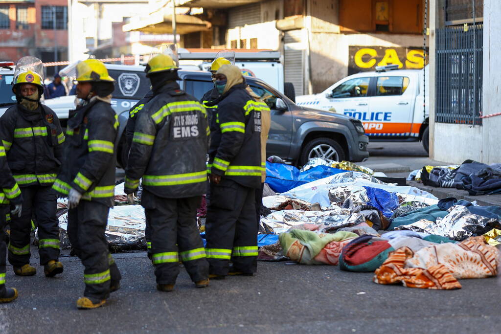 África/África do Sul: pelo menos 63 mortos num incêndio num edifício em Joanesburgo