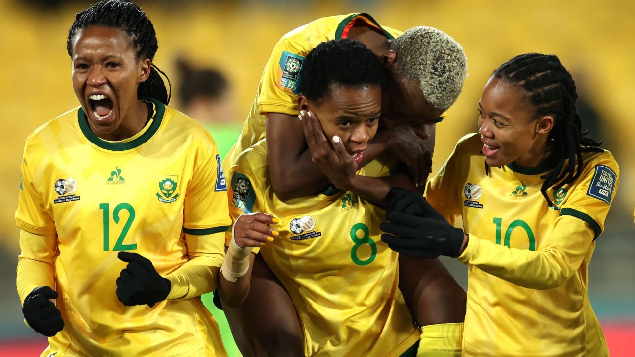 Campeonato do Mundo feminino: África do Sul venceu as italianas por 3-2, conquistado a primeira vitória num Campeonato do Mundo