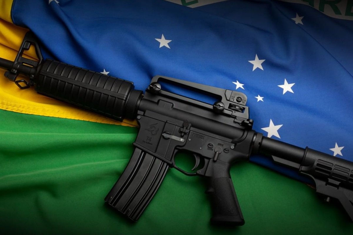 Brasil: Lucros de fabricante de armas brasileiro caem 44% com chegada de Lula